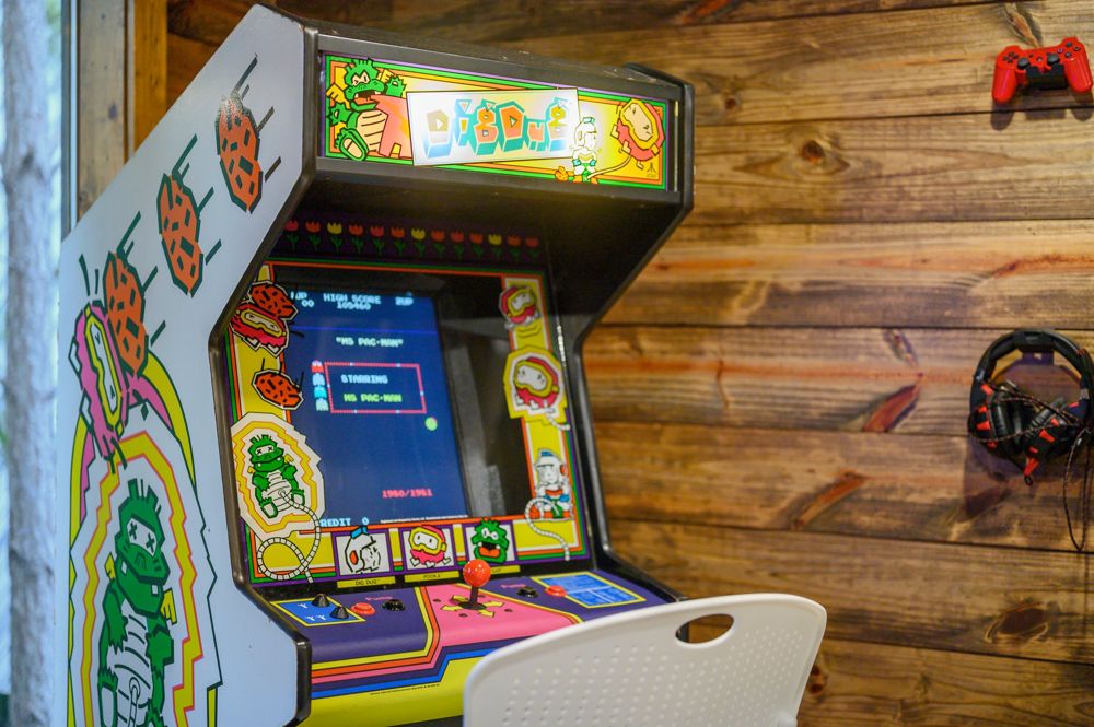 Arcade machine close-up in the game room